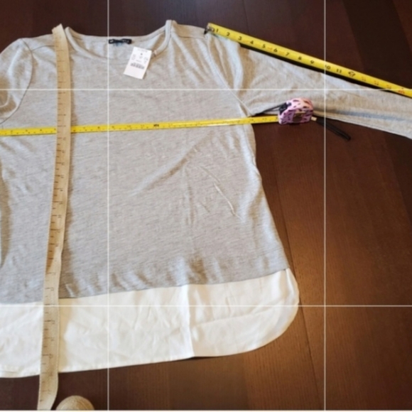 ✨️🍂✨️🍁✨️ J. CREW Mercantile. SIZE M women. Grey w/ cream hem. FALL - Picture 4 of 7